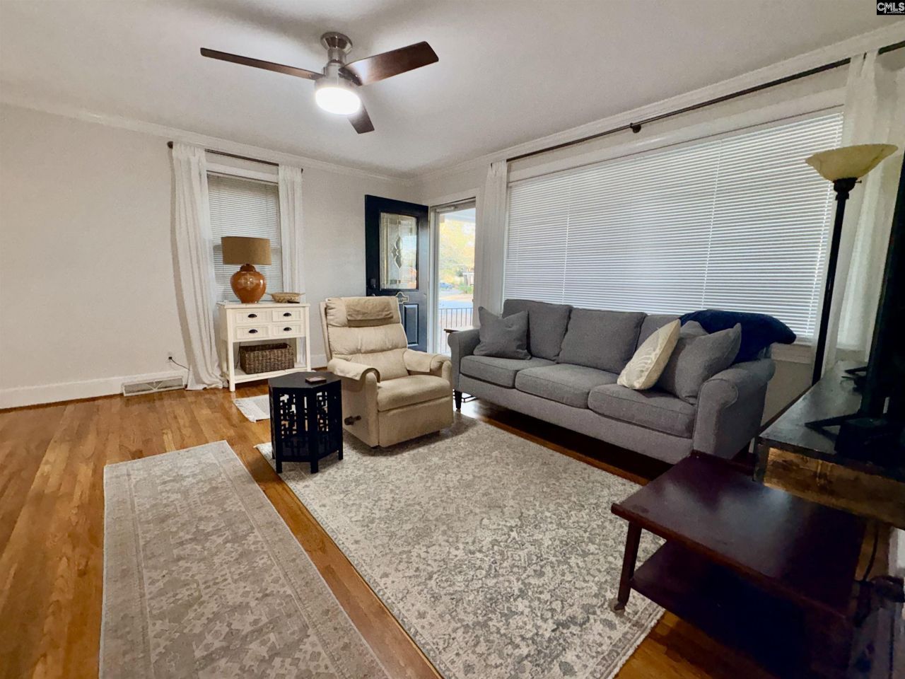 1207 Chevis Street  Photo 6