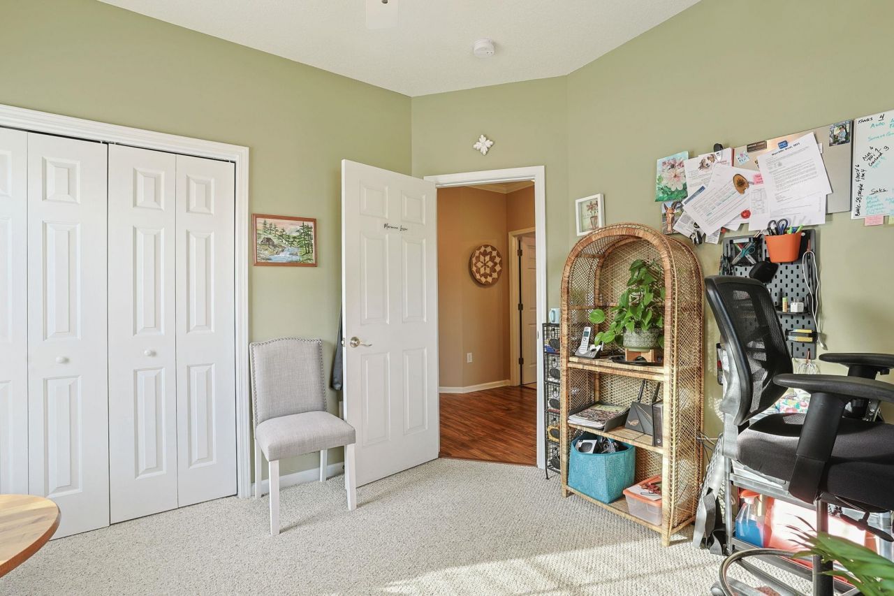 401 Mahogany Dr. Photo 18