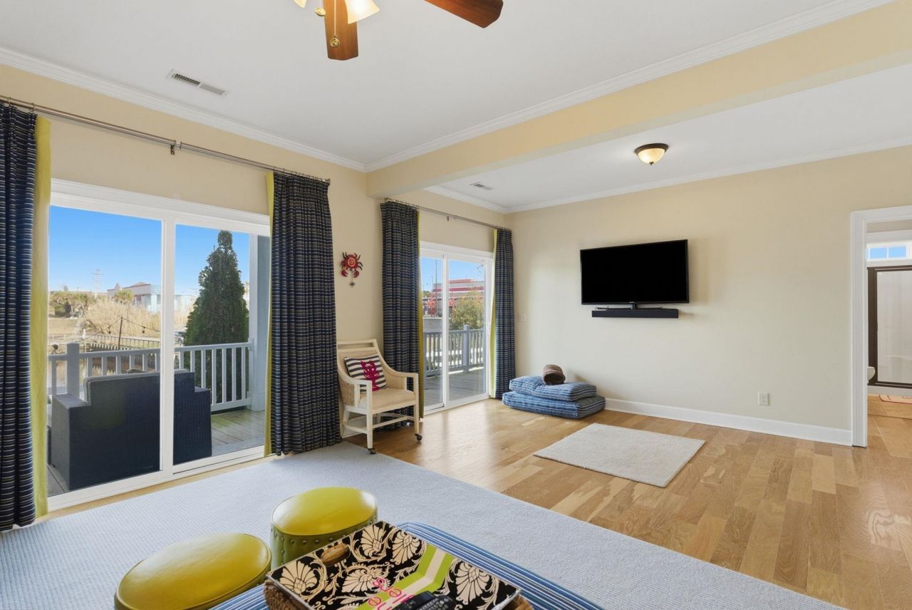 1208 Marina Bay Dr. Photo 13