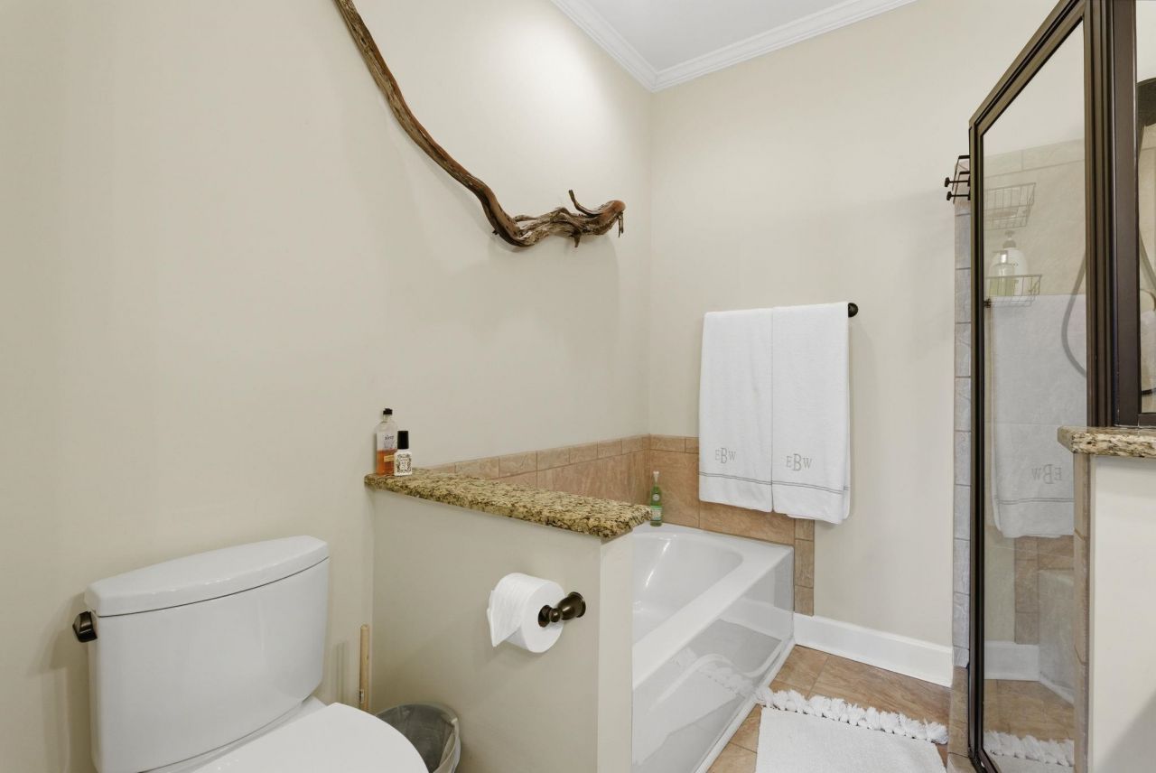 1208 Marina Bay Dr. Photo 15