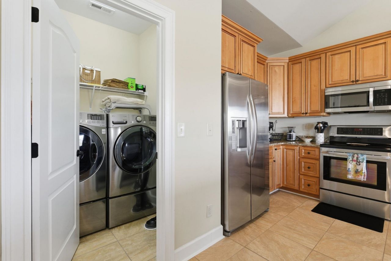 1208 Marina Bay Dr. Photo 26