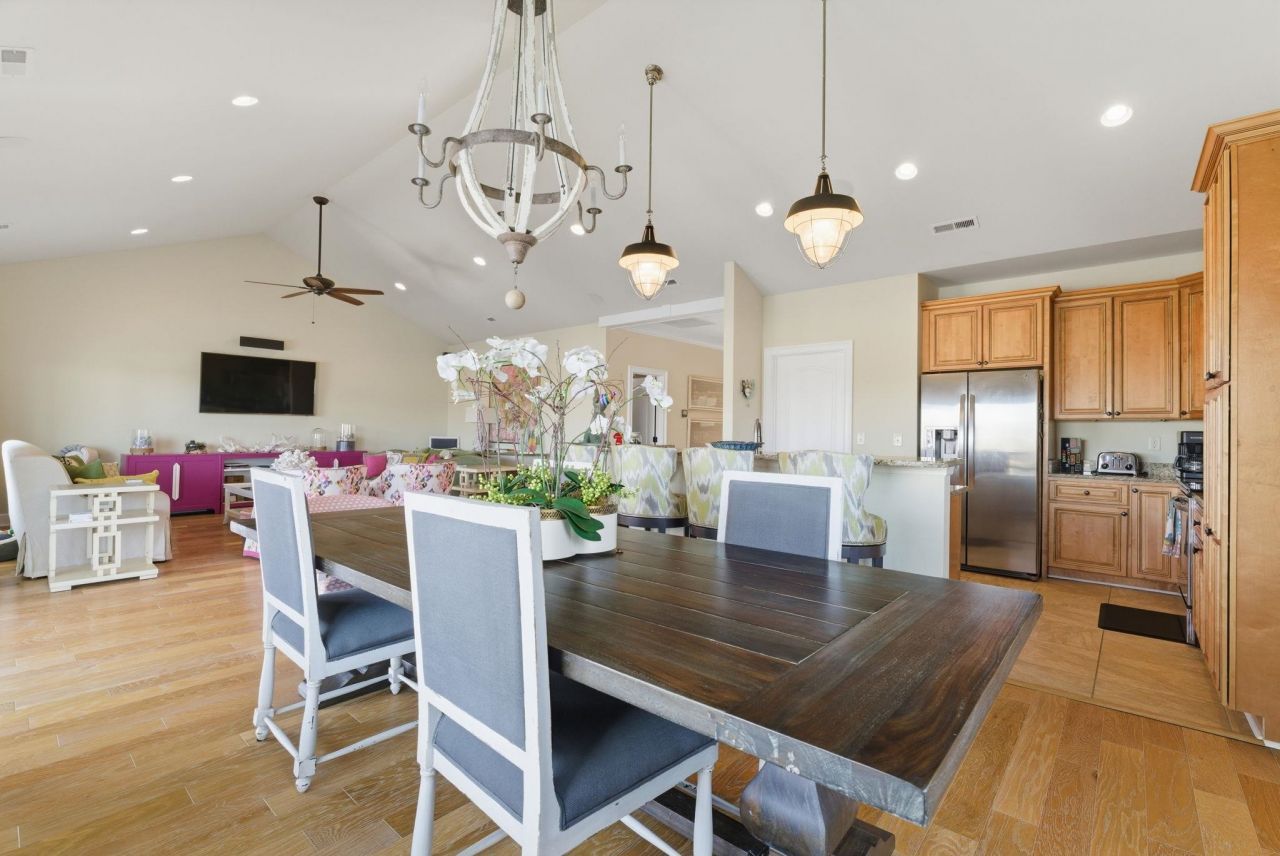 1208 Marina Bay Dr. Photo 28