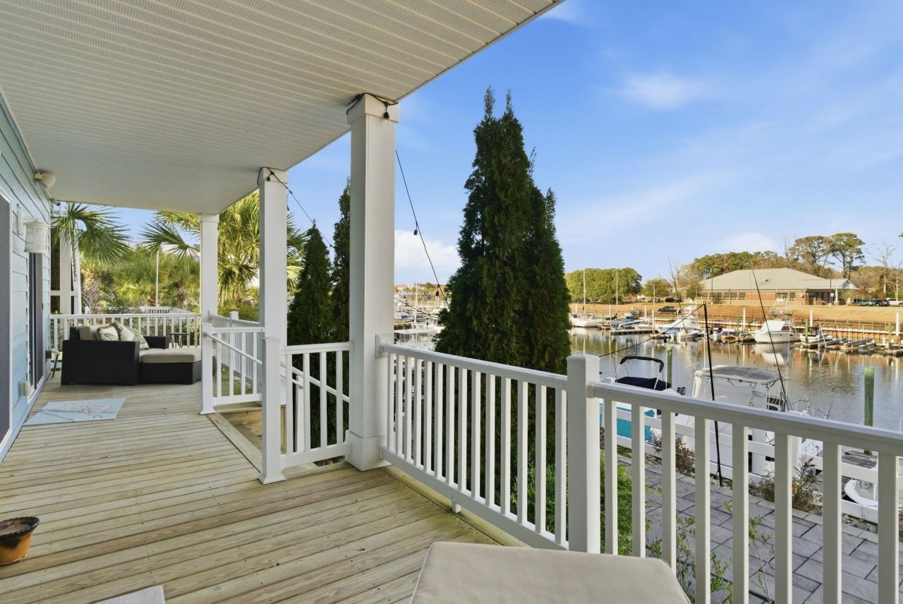 1208 Marina Bay Dr. Photo 36