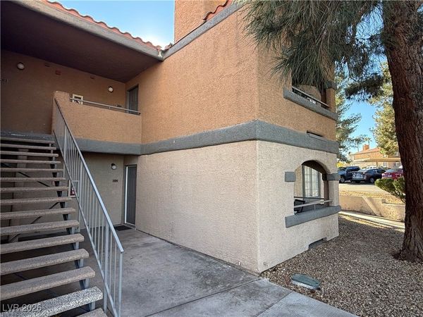 240 Mission Catalina Lane , Unit 204, Las Vegas, NV 89107