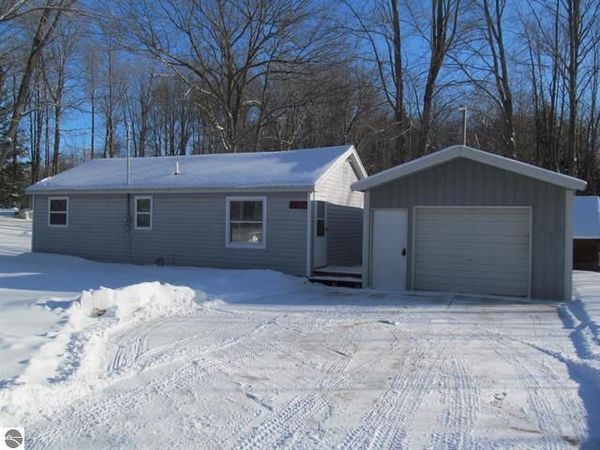 17166 50th Avenue, Marion, MI 49665