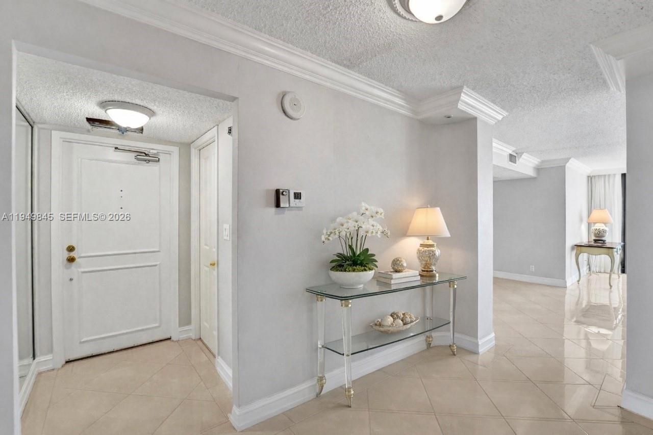 1901 N Ocean Blvd, Unit TH-B, Fort Lauderdale, FL 33305 Photo