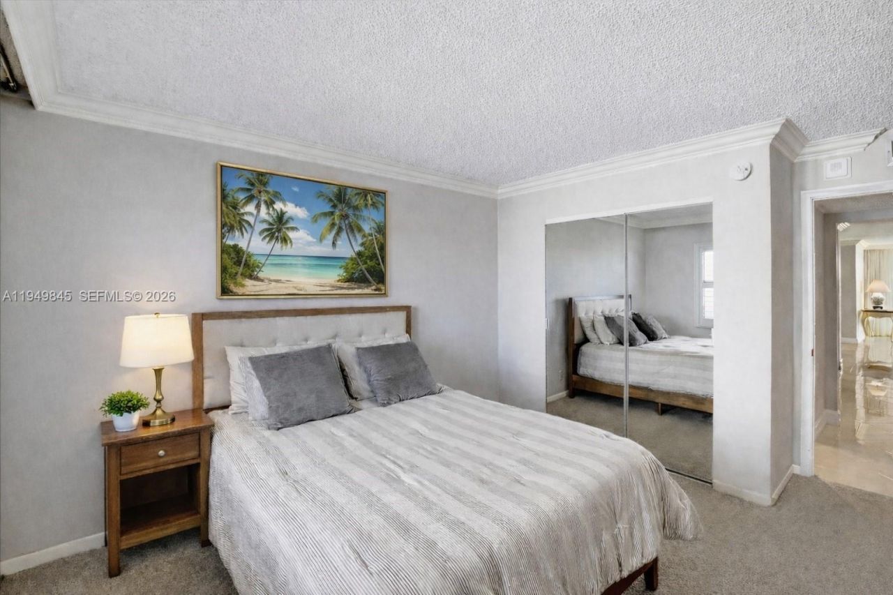 1901 N Ocean Blvd, Unit TH-B, Fort Lauderdale, FL 33305 Photo