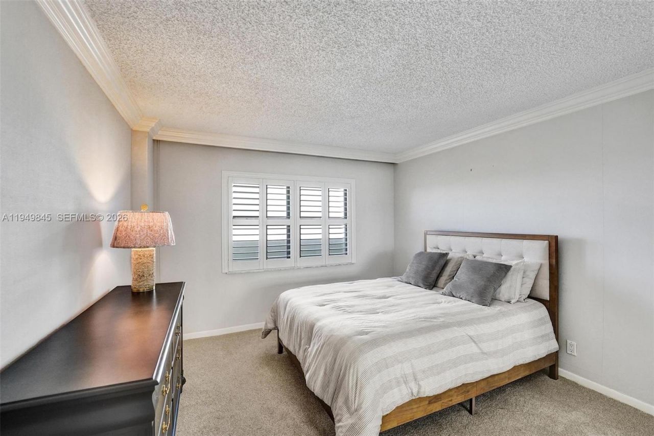 1901 N Ocean Blvd, Unit TH-B, Fort Lauderdale, FL 33305 Photo