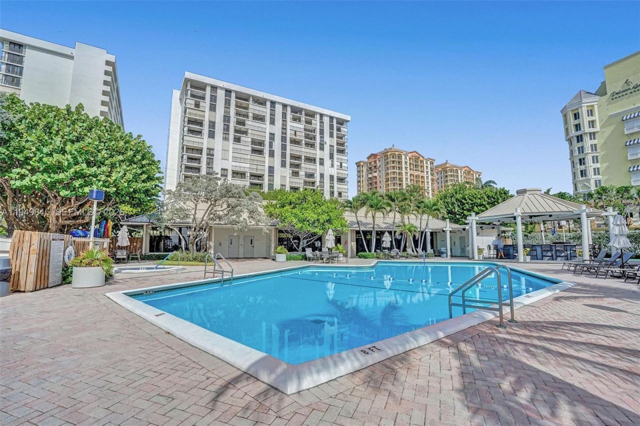 1901 N Ocean Blvd, Unit TH-B, Fort Lauderdale, FL 33305 Photo