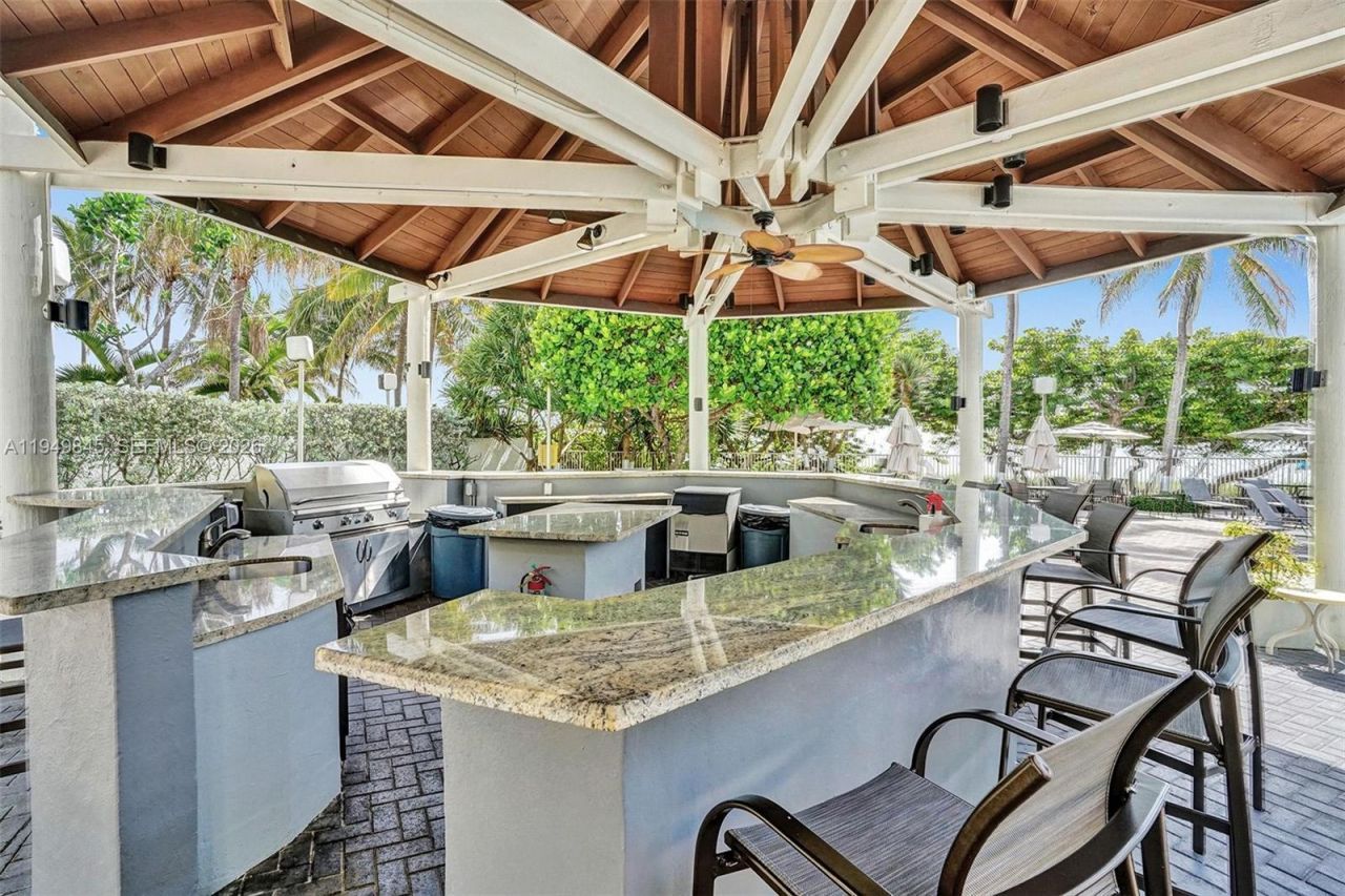 1901 N Ocean Blvd, Unit TH-B, Fort Lauderdale, FL 33305 Photo