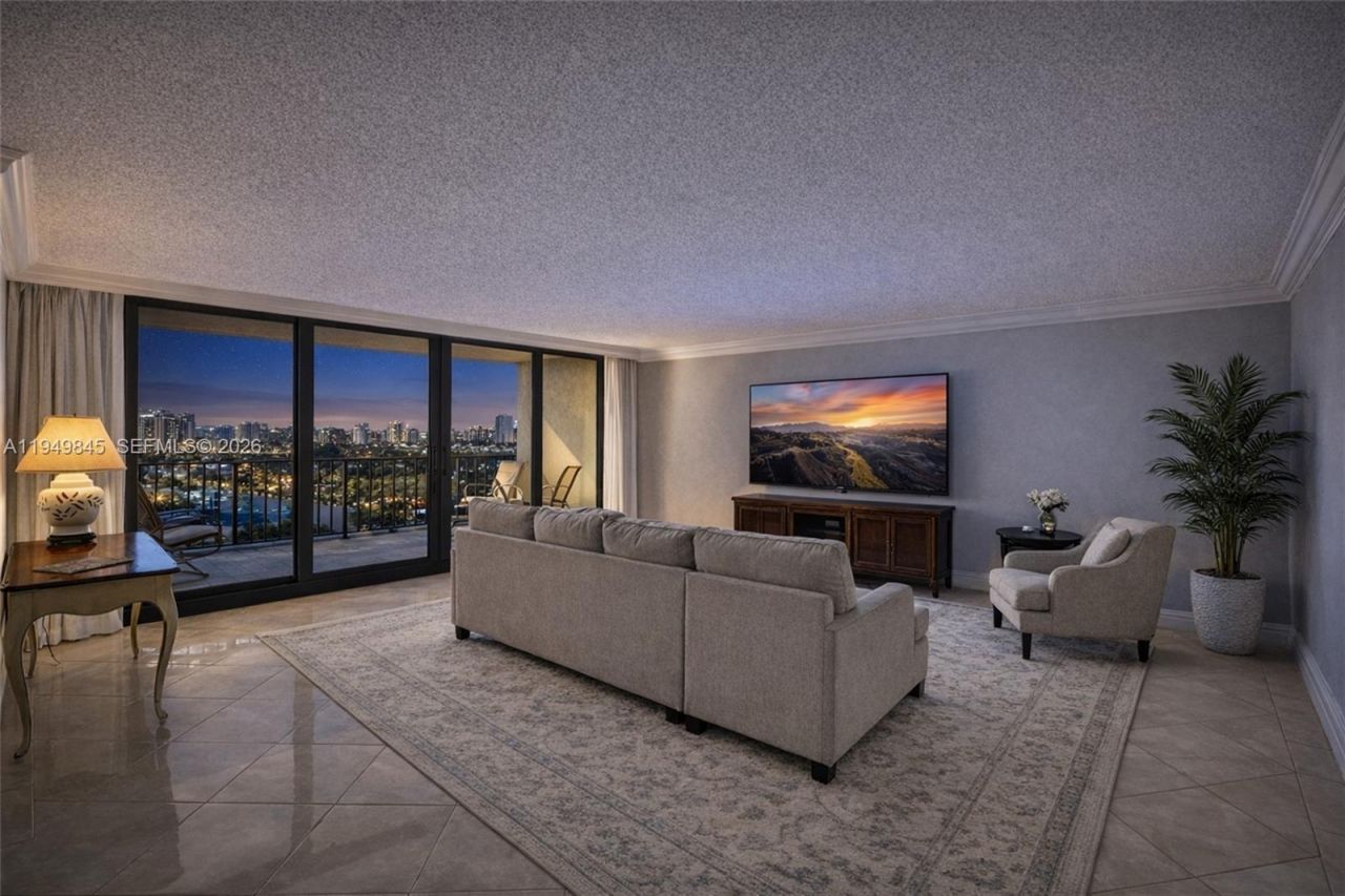 1901 N Ocean Blvd, Unit TH-B, Fort Lauderdale, FL 33305 Photo