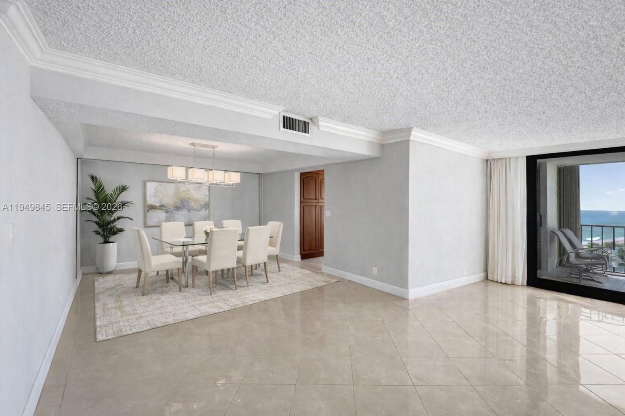 1901 N Ocean Blvd, Unit TH-B, Fort Lauderdale, FL 33305 Photo