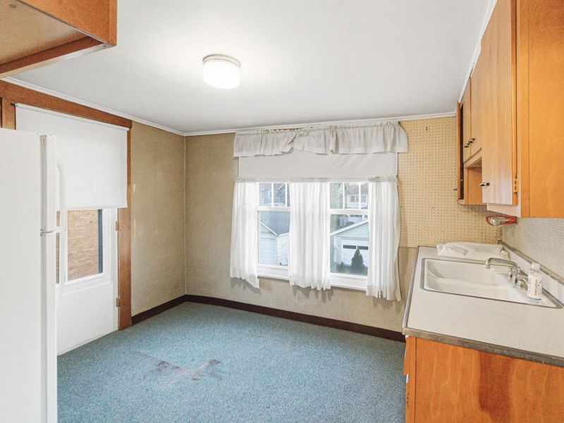 83 Clinton Heights Avenue, Columbus, OH 43202 Photo 16