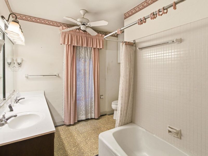 83 Clinton Heights Avenue, Columbus, OH 43202 Photo 18