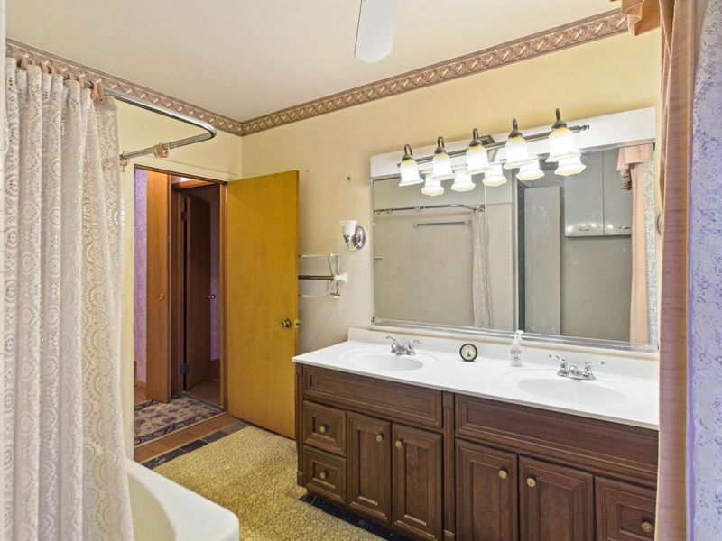 83 Clinton Heights Avenue, Columbus, OH 43202 Photo 20