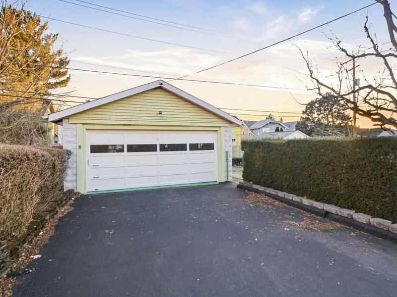 83 Clinton Heights Avenue, Columbus, OH 43202 Photo 27