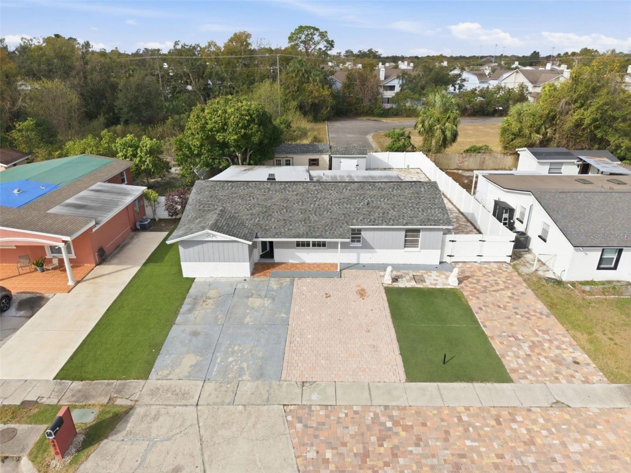 4810 El Capistrano Drive, Tampa, FL 33634 Main Photo