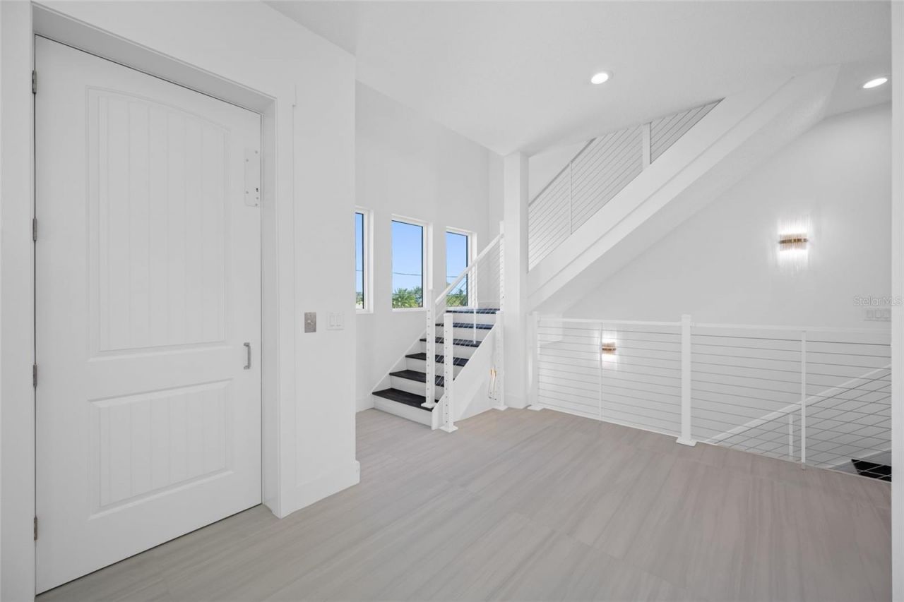 11460 7th Street E, Treasure Island, FL 33706 Photo