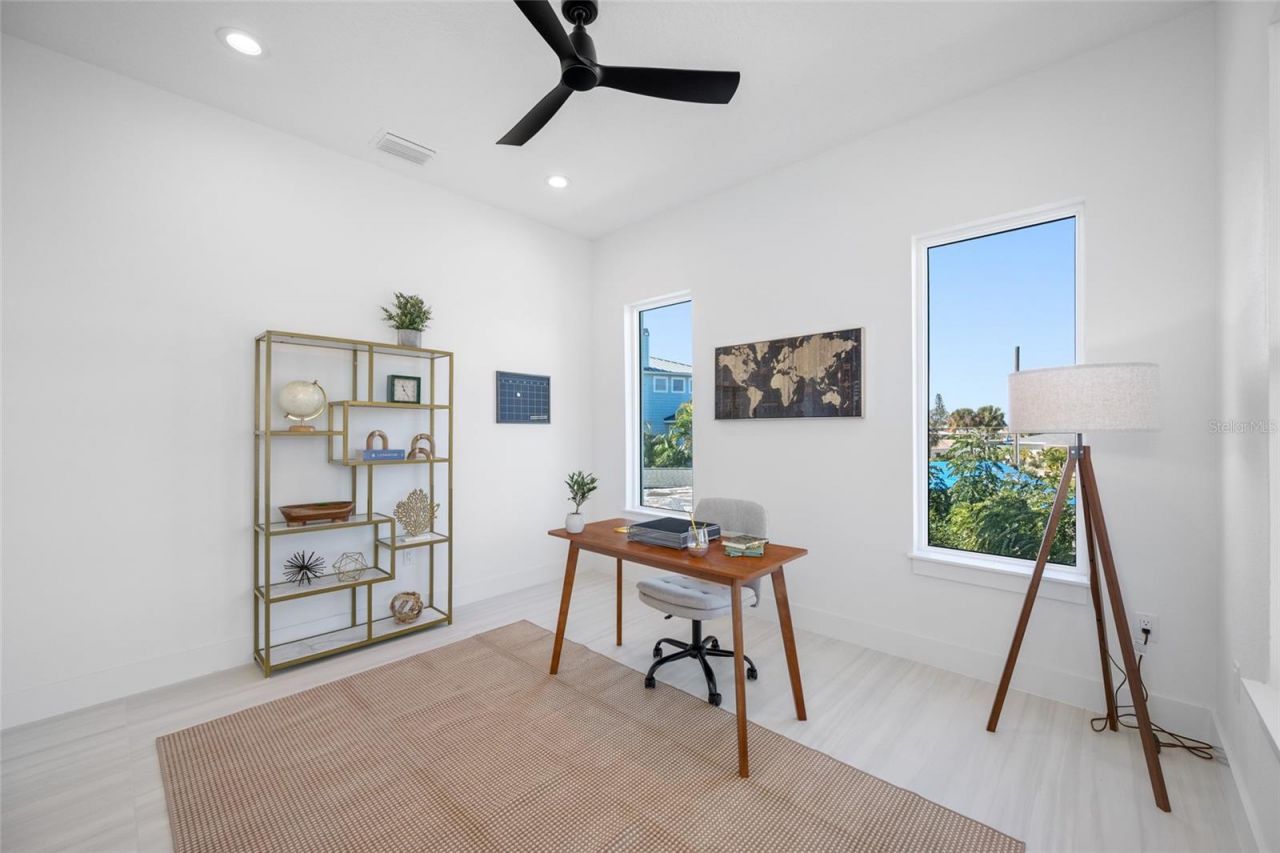 11460 7th Street E, Treasure Island, FL 33706 Photo