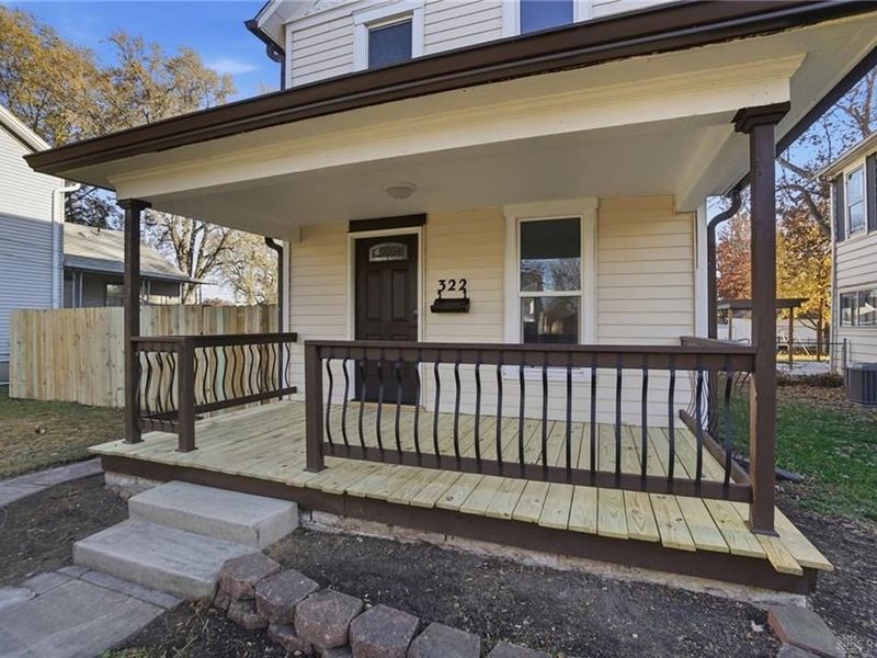 322 E Main Street, West Carrollton, OH 45449 Photo 2