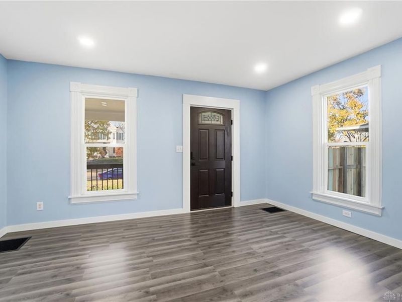 322 E Main Street, West Carrollton, OH 45449 Photo 4