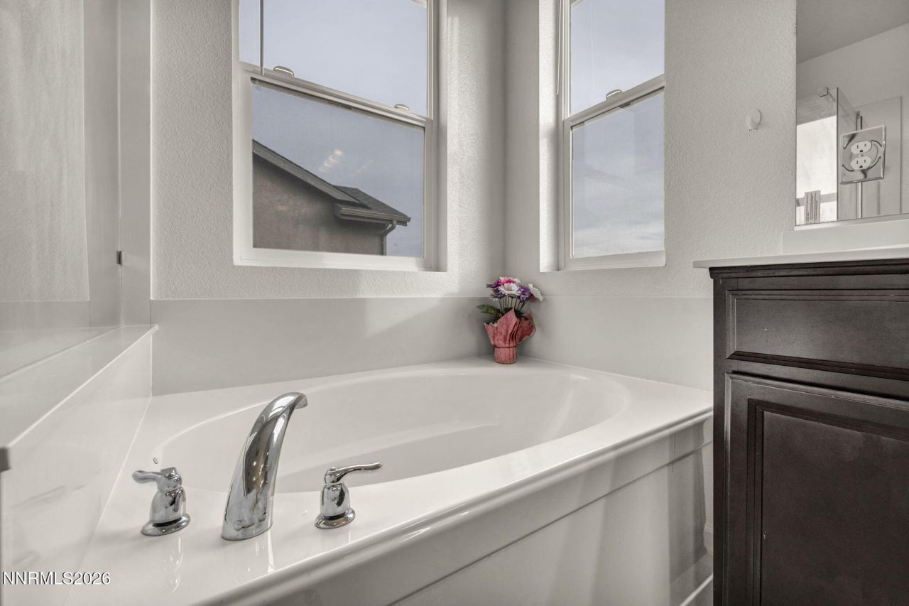 10928 Bloomsburg Court, Reno, NV 89506 Photo