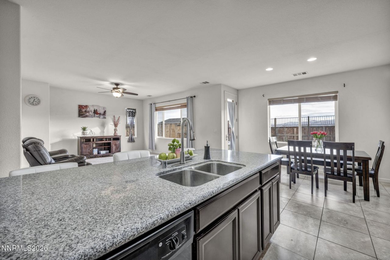 10928 Bloomsburg Court, Reno, NV 89506 Photo