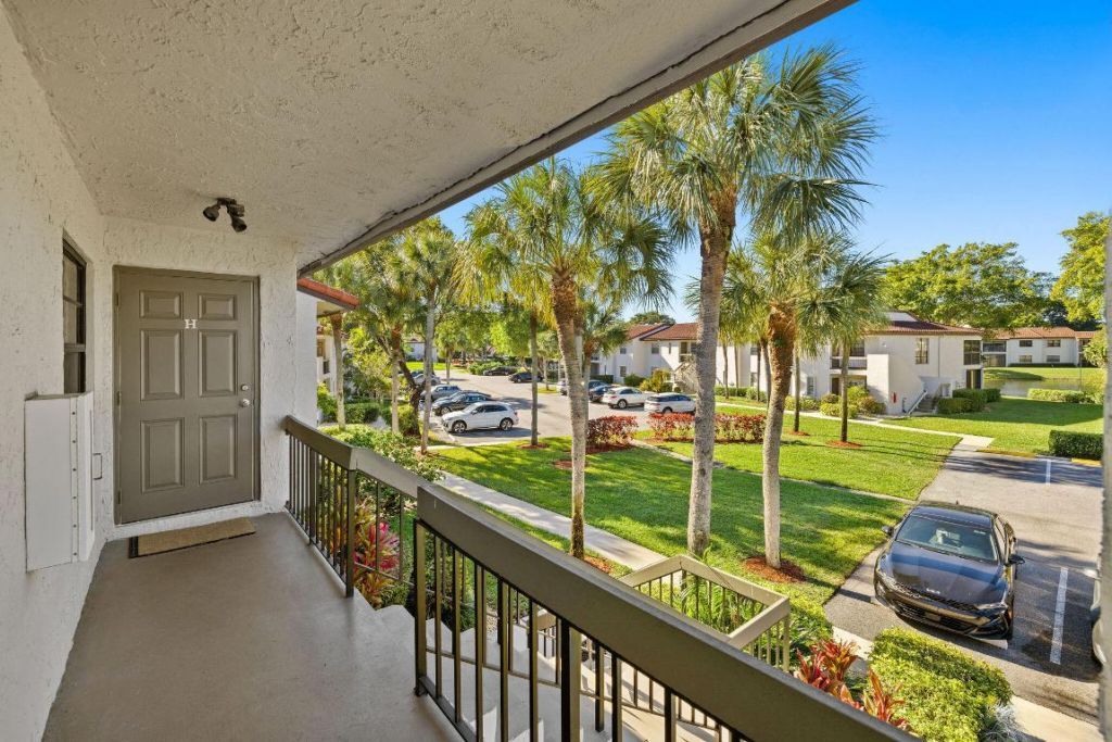 9193 Pecky Cypress Lane, Unit 6f, Boca Raton, FL 33428 Photo
