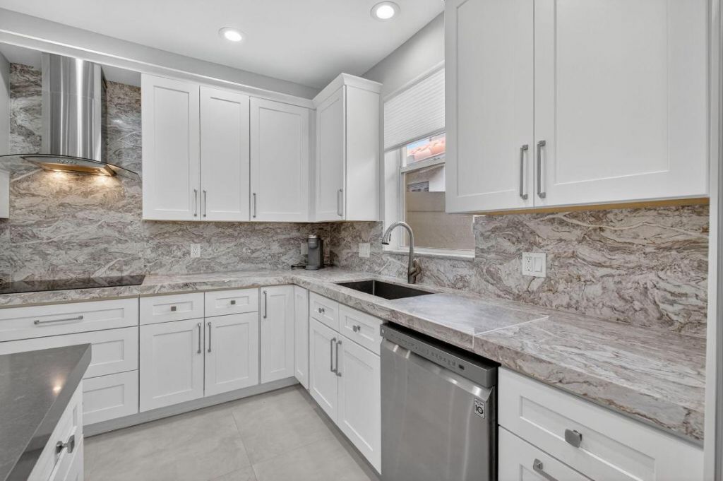 5310 NW 26th Circle, Boca Raton, FL 33496 Photo