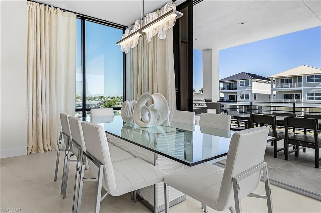 455 Palermo Cir, Fort Myers Beach, FL 33931 Photo
