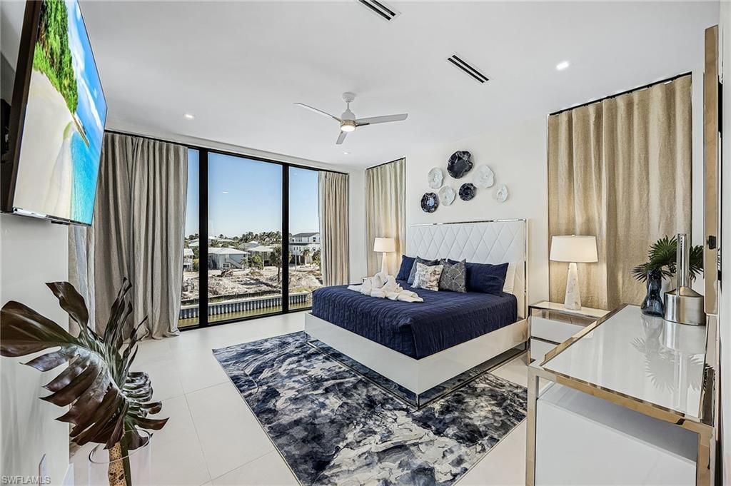 455 Palermo Cir, Fort Myers Beach, FL 33931 Photo