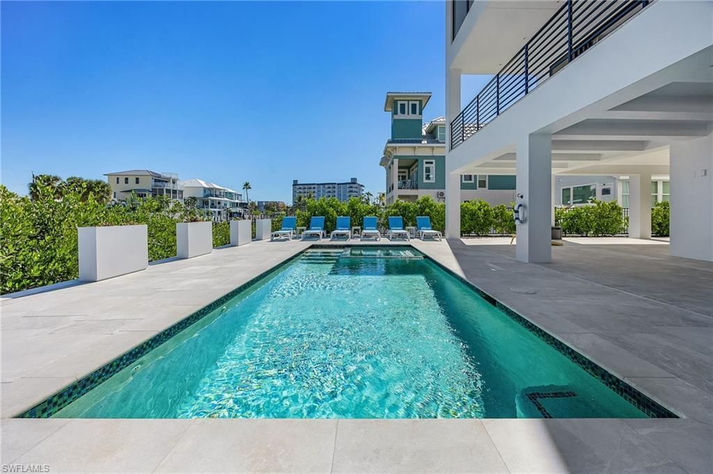 455 Palermo Cir, Fort Myers Beach, FL 33931 Photo