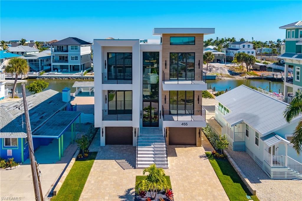 455 Palermo Cir, Fort Myers Beach, FL 33931 Photo
