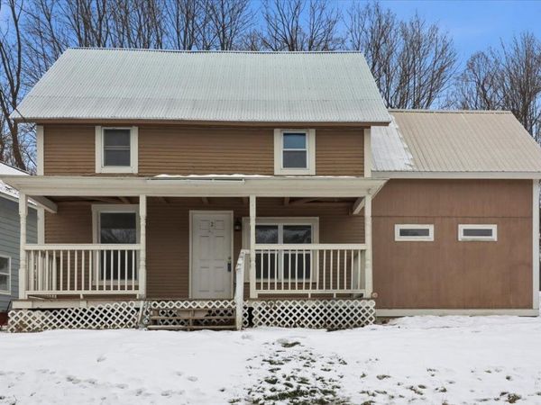 2 Farwell Street, Barre City, VT 05641