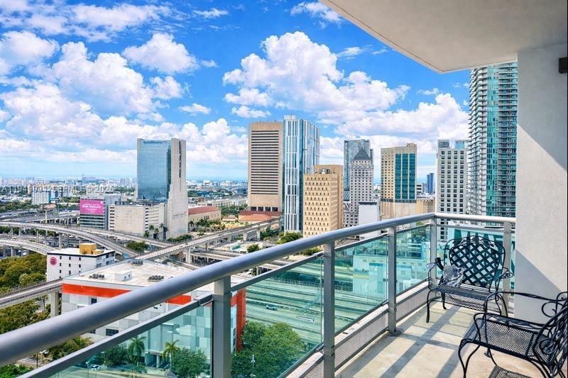 350 S Miami Ave, Unit 2215, Miami, FL 33130 Photo