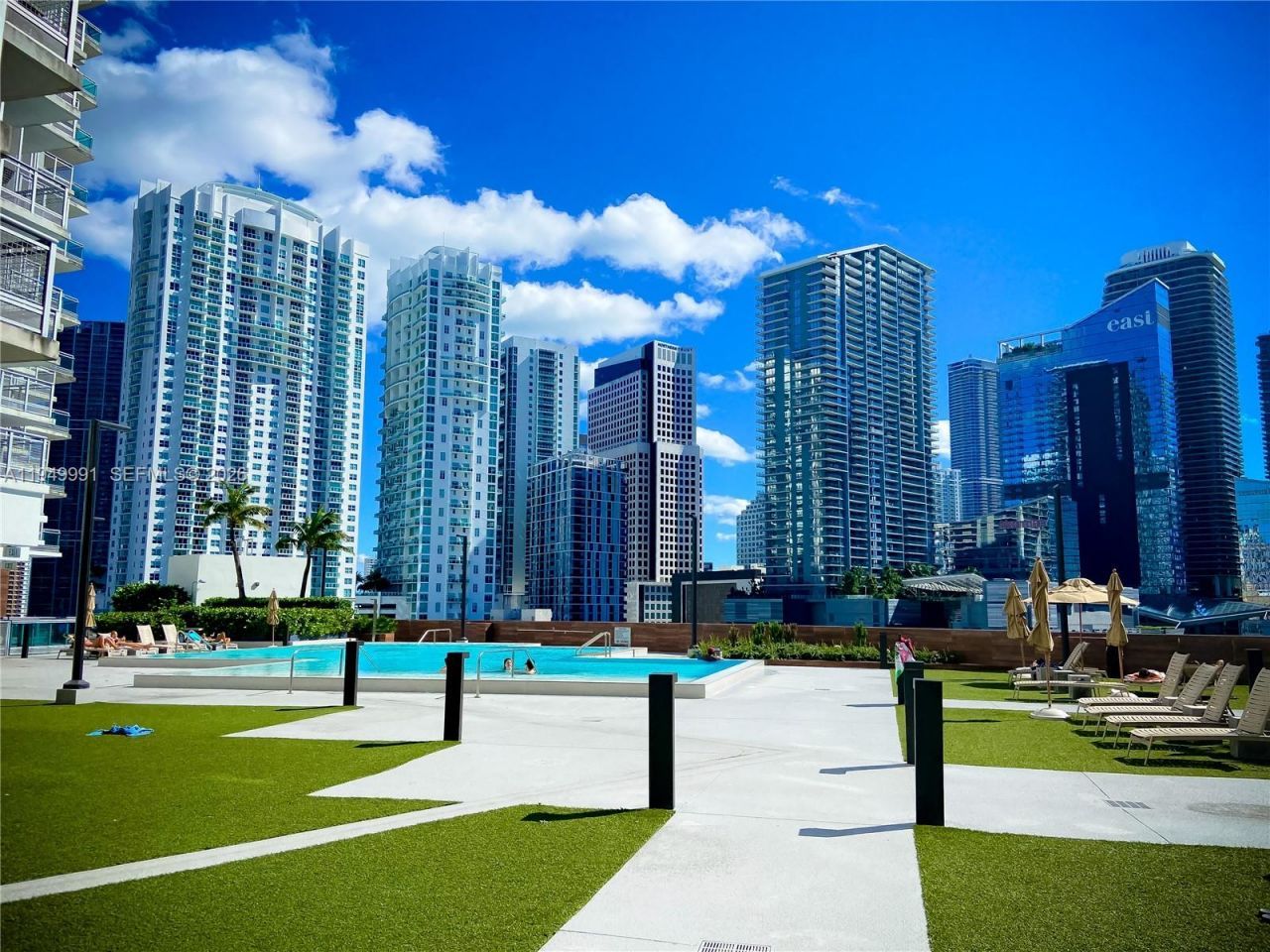 350 S Miami Ave, Unit 2215, Miami, FL 33130 Photo
