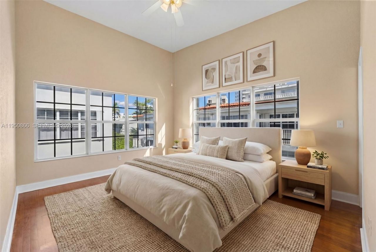 9725 Bay Harbor Ter , Unit 24, Bay Harbor Islands, FL 33154 Photo