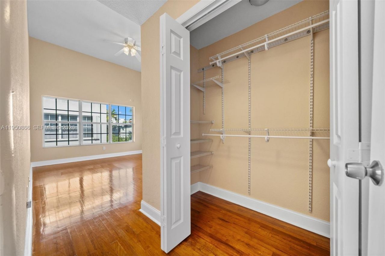 9725 Bay Harbor Ter , Unit 24, Bay Harbor Islands, FL 33154 Photo