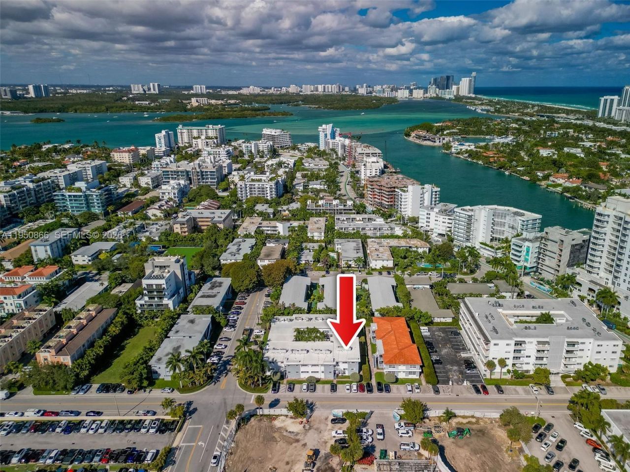 9725 Bay Harbor Ter, Unit 24, Bay Harbor Islands, FL 33154 Photo