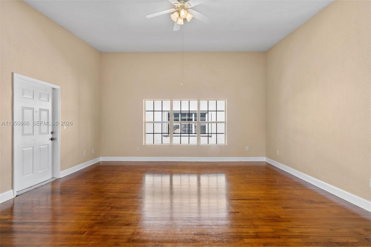 9725 Bay Harbor Ter , Unit 24, Bay Harbor Islands, FL 33154 Photo