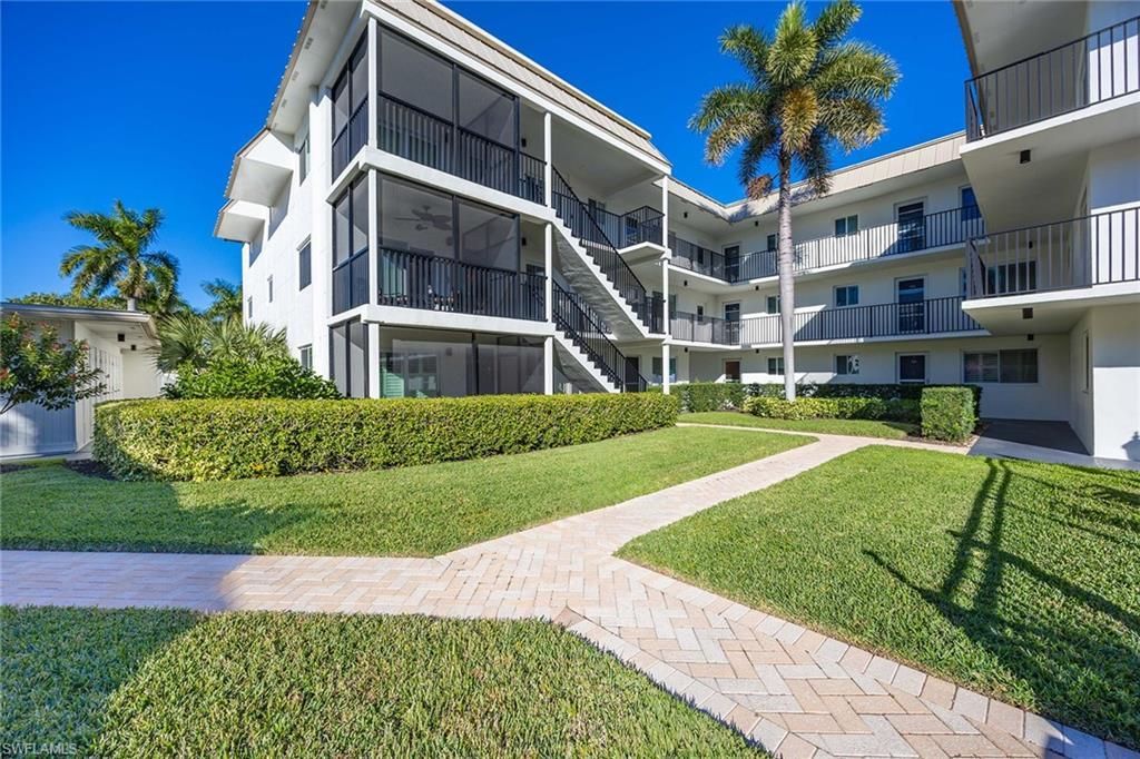 766 Central Ave, Unit 204, Naples, FL 34102 Photo