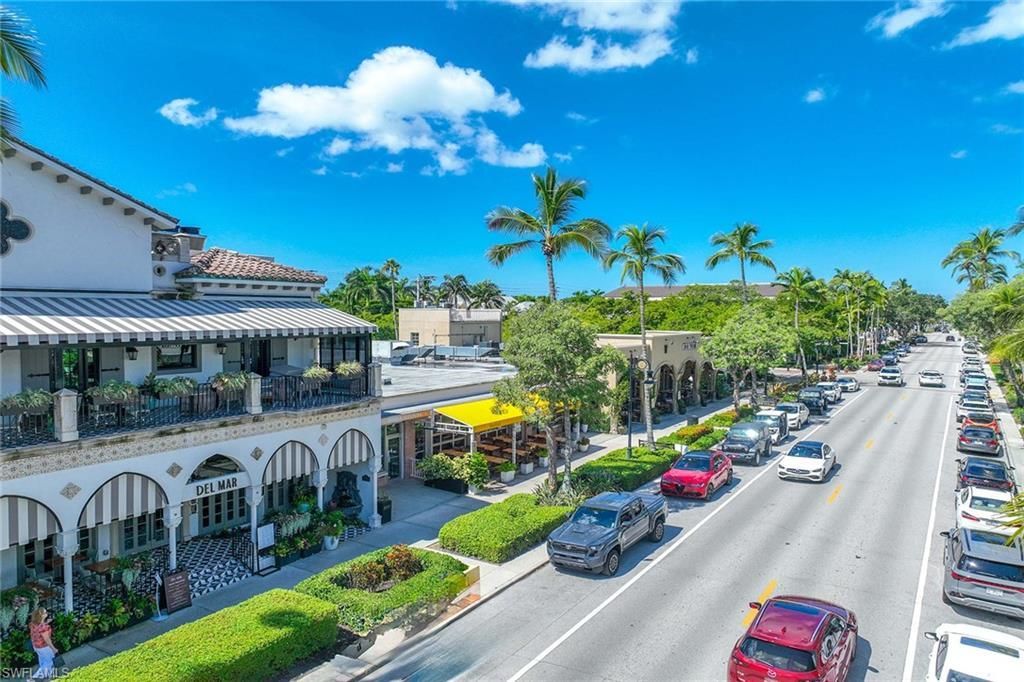 766 Central Ave, Unit 204, Naples, FL 34102 Photo