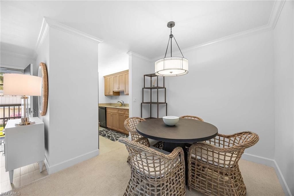 766 Central Ave, Unit 204, Naples, FL 34102 Photo