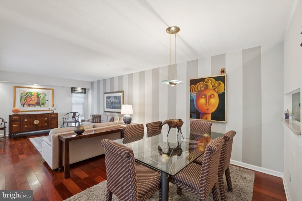 130 Spruce Street, Unit 15B, Philadelphia, PA 19106 Main Photo