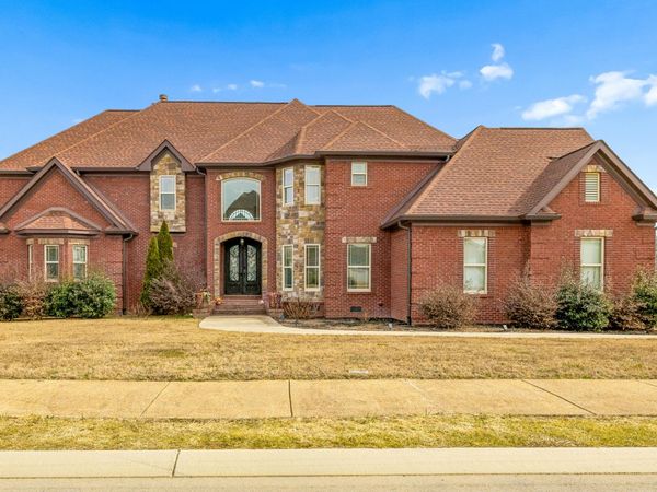 7701 Camelot Lane, Chattanooga, TN 37421