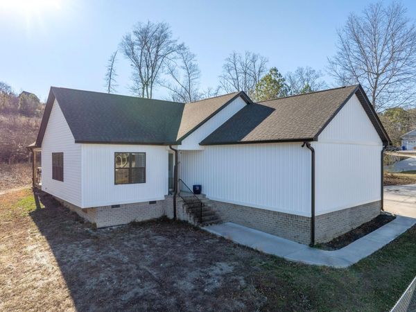 1310 Woodland Cove Place, Cleveland, TN 37312