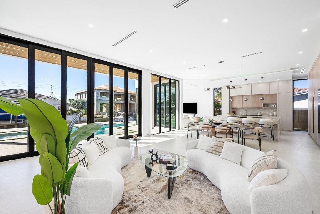 750 NE 69th Street, Boca Raton, FL 33487 Photo