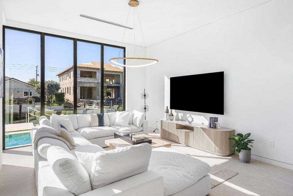 750 NE 69th Street, Boca Raton, FL 33487 Photo