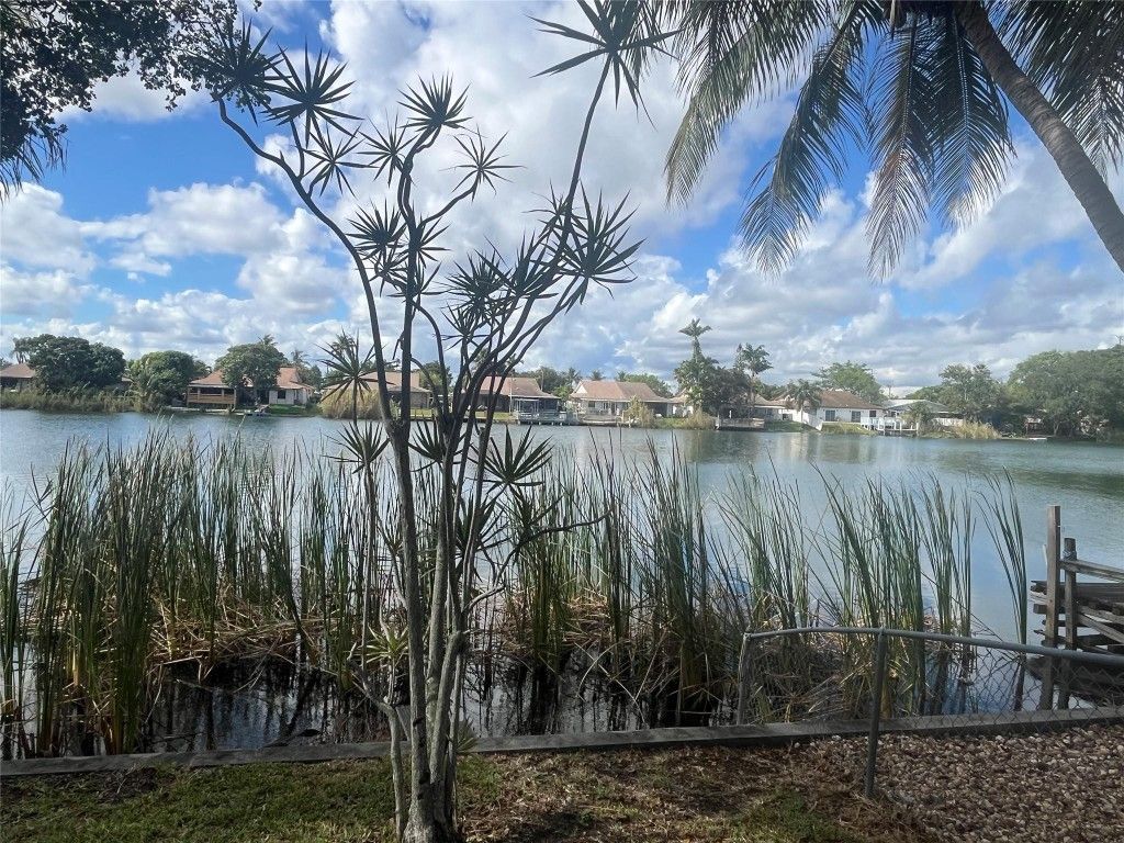 5511 SW 24th Avenue, Fort Lauderdale, FL 33312 Photo