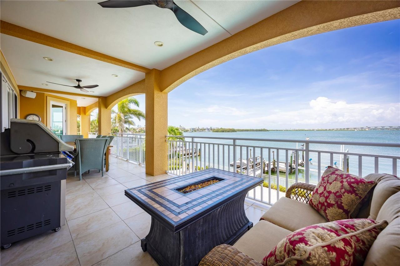 306 Harbor Drive, Indian Rocks Beach, FL 33785 Photo